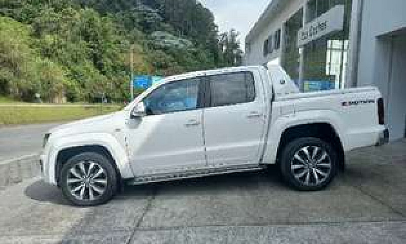 Camioneta 4X4 Amarok...