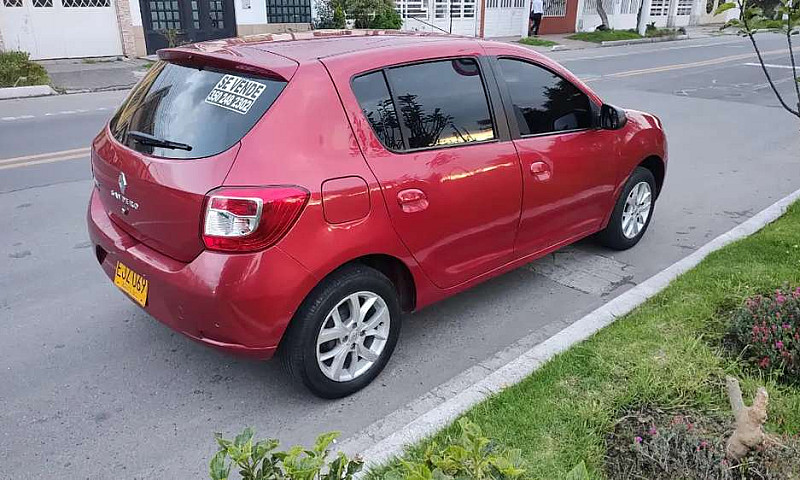 Se Vende Renault San...