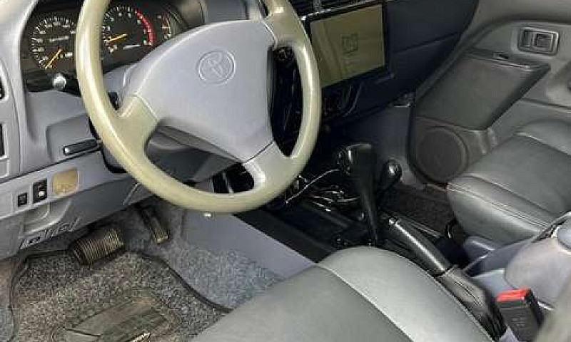 Toyota Land Cruiser ...