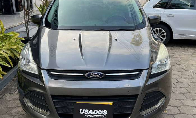 Vendo Ford Escape...