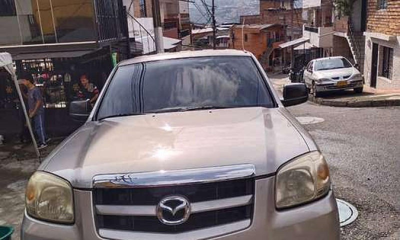 Se Vende Mazda Bt 50...