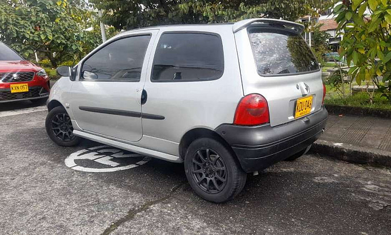 Vendo Hermoso Twingo...