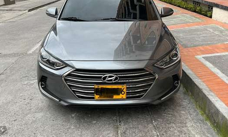 Hyundai Elantra 2017...