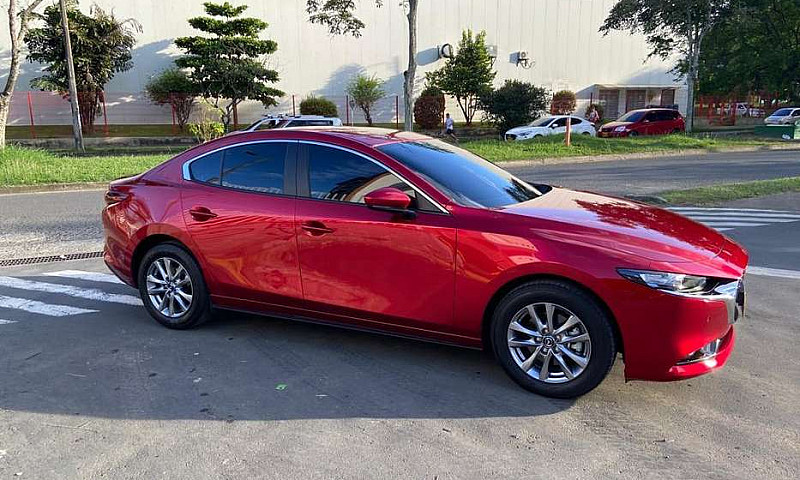 Mazda 3 Touring Hibr...
