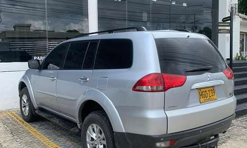 Mitsubishi Nativa Di...