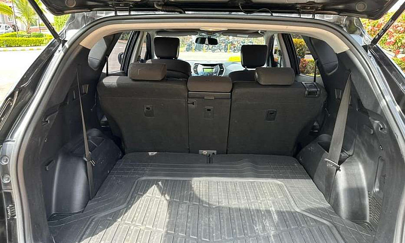Hyundai Santafe 2014...
