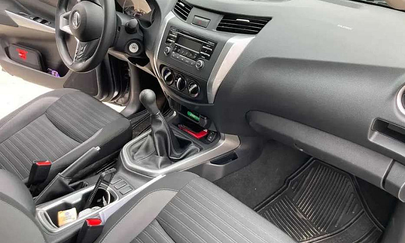 Nissan Frontier Saba...