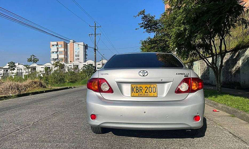 Hermoso Toyota Corol...