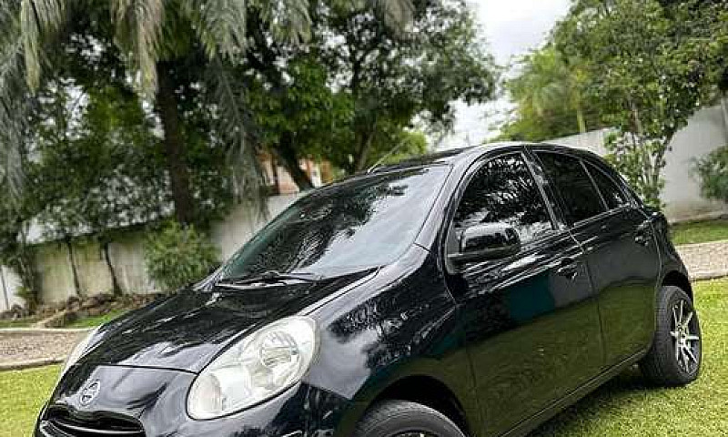 Nissan March 2013...