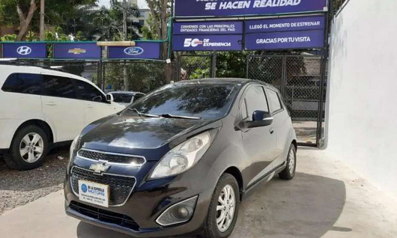 Vendo Chevrolet Spar...
