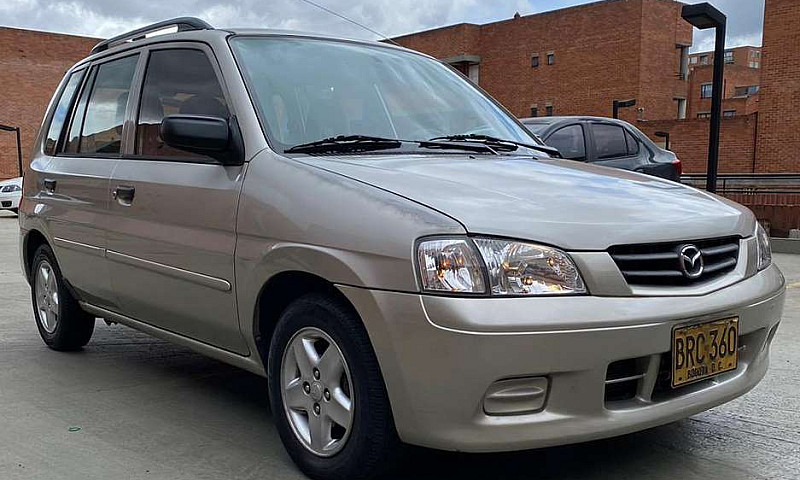 Mazda Demio 1.3 Full...