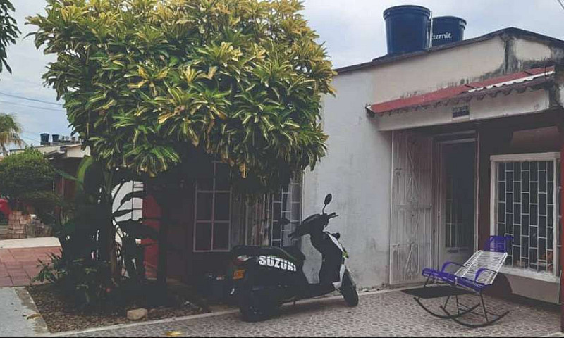 Vendo Casa Familiar,...