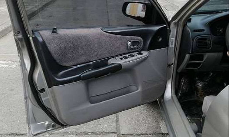 Vendo Mazda Allegro ...