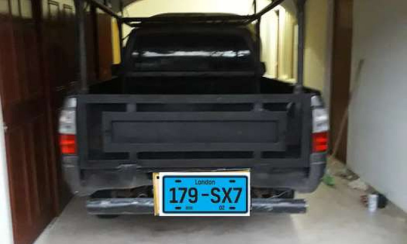 Chevrolet Luv 2300 1...