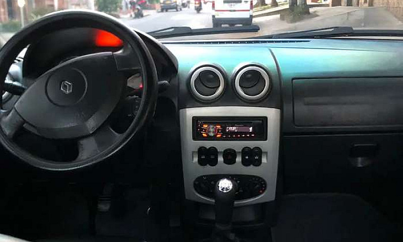 Renault Logan Dynami...