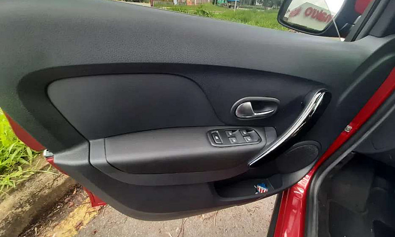 Stepway Intens Full....