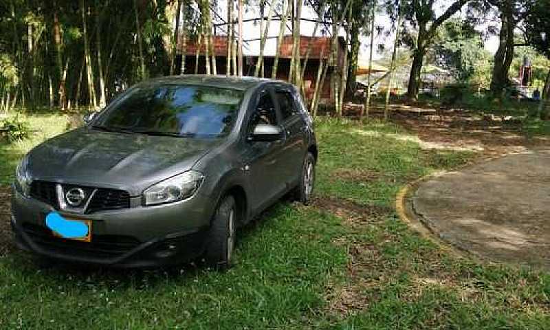 Vendo Nissan Qashqai...