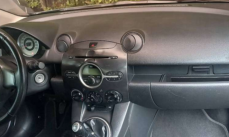 Mazda 2 Mecanico...