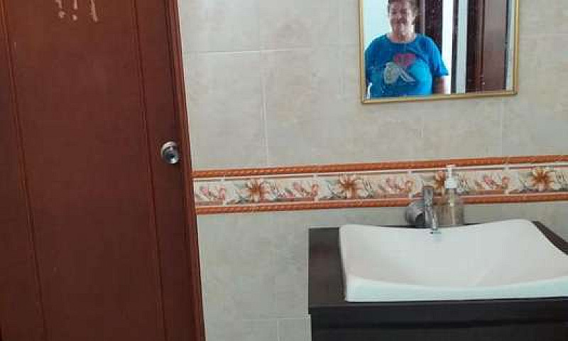 Venta De Casa Dos Pi...