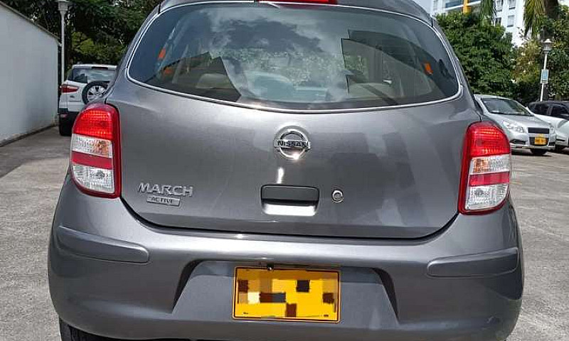 Nissan March - Excel...