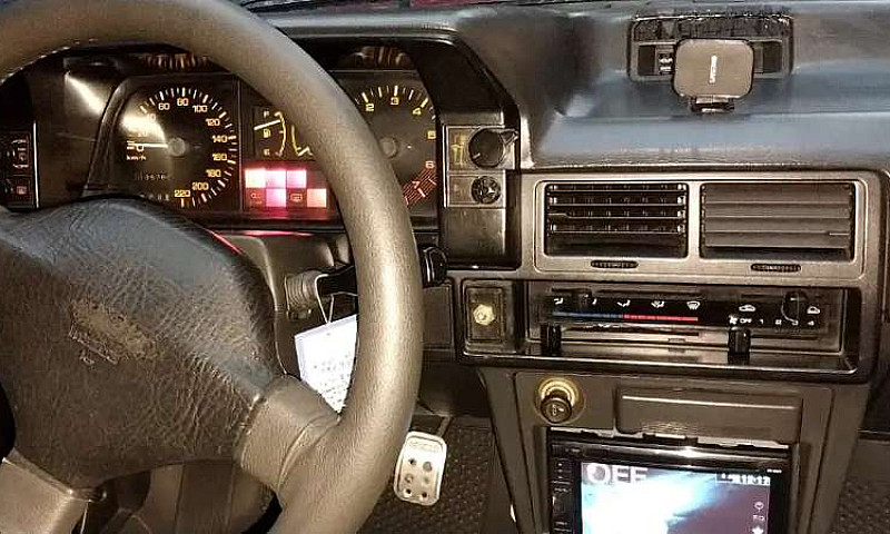 Vendo Mazda 323 Hs 5...
