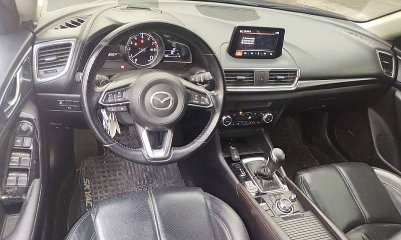 Mazda 3 Grand Tourin...