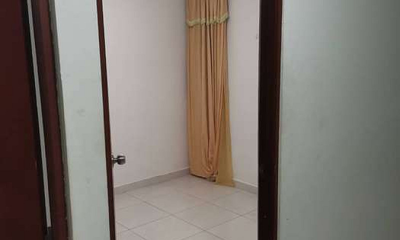 Arriendo Habitacion...