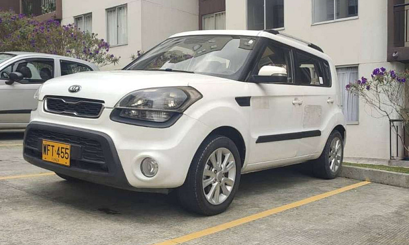 Vendo Kia Soul 2014...