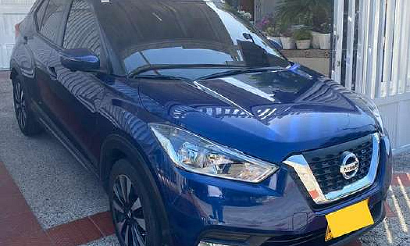 Nissan Kicks Exclusi...