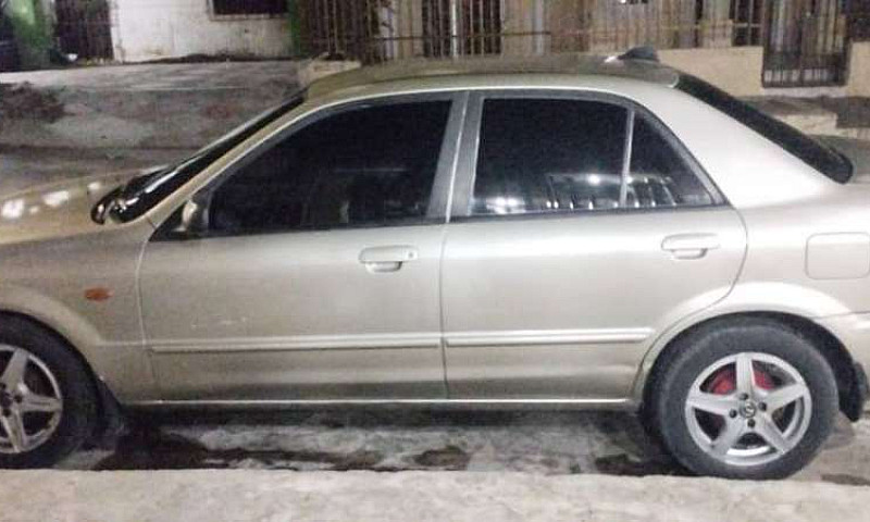 Vendo Mazda Allegro ...