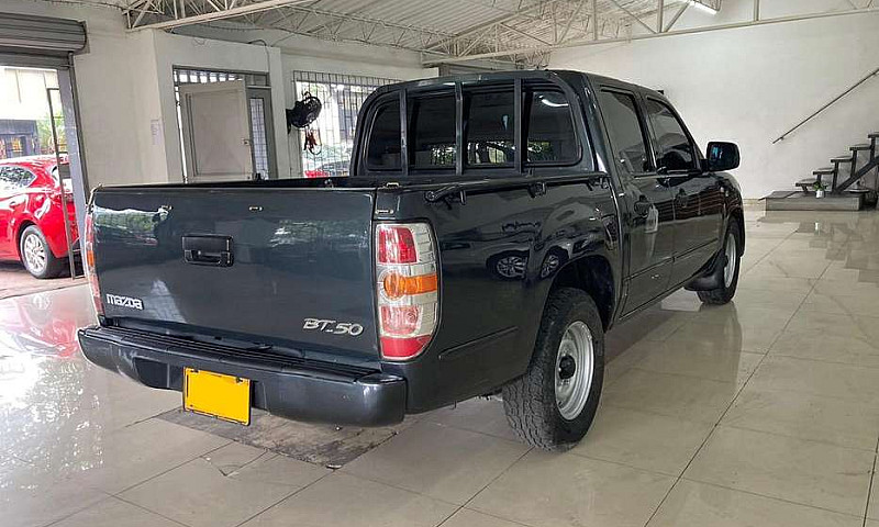 Mazda Bt 50 2013 4X2...