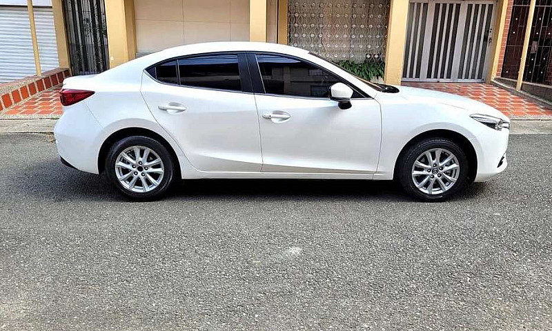 Mazda 3 Sedan 2018 A...