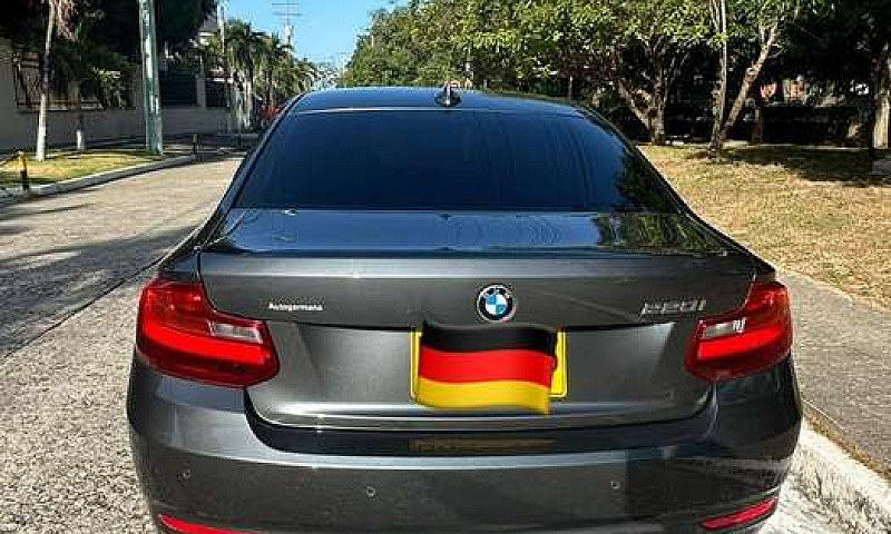 Bmw 220I Coupe...