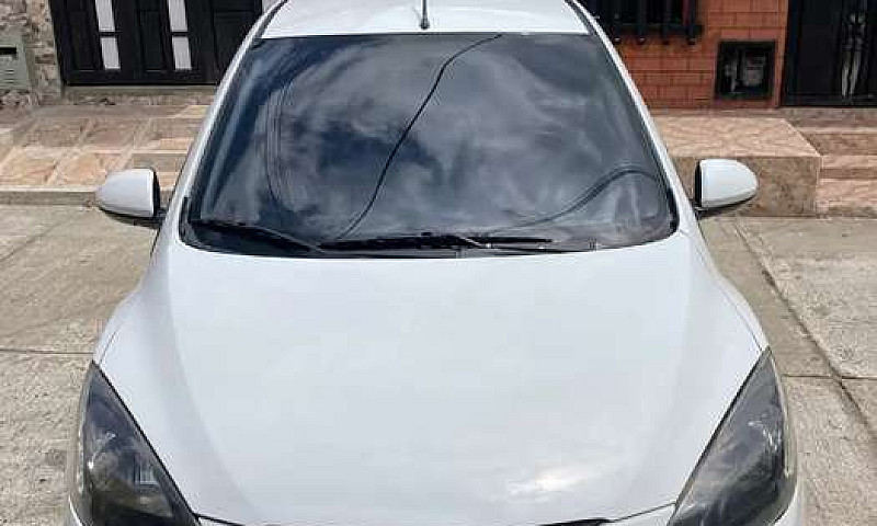 Mazda 2 Blanco, Exce...