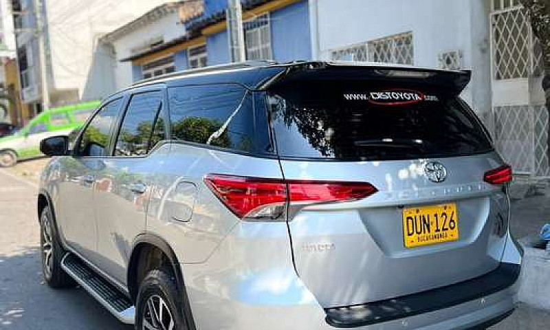 Se Vende Fortuner 20...