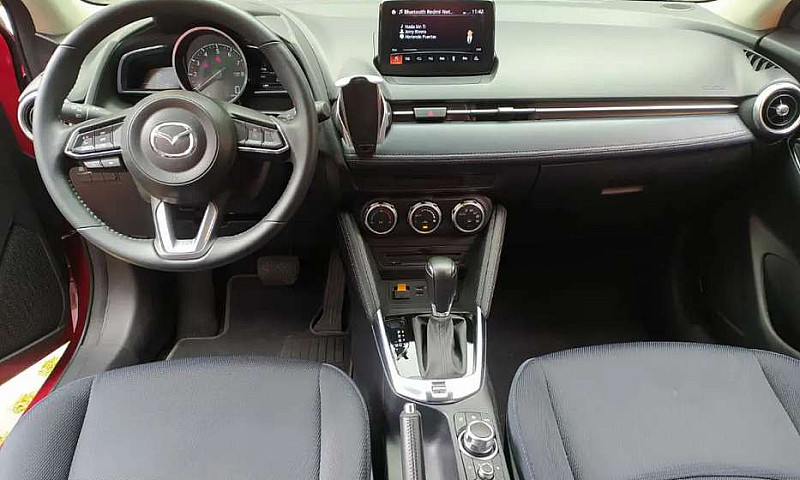 Mazda 2 Grand Tourin...