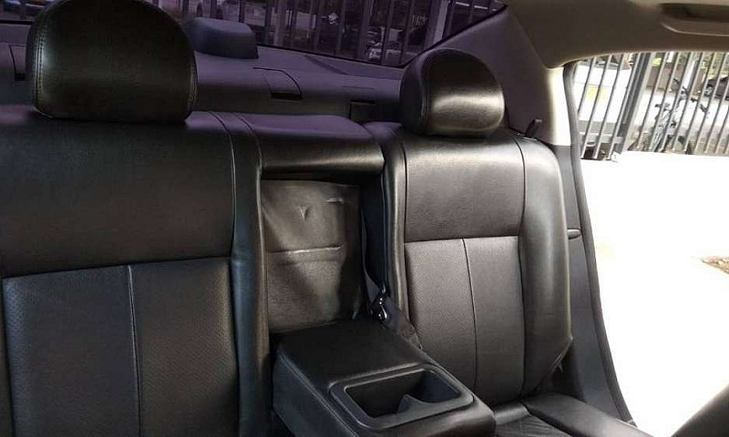 Nissan-Sentra-2012- ...