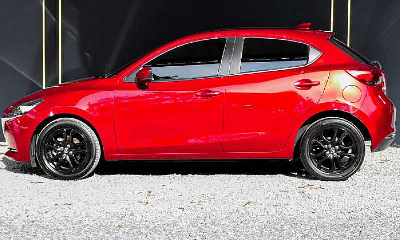 Mazda 2 Grand Tourin...