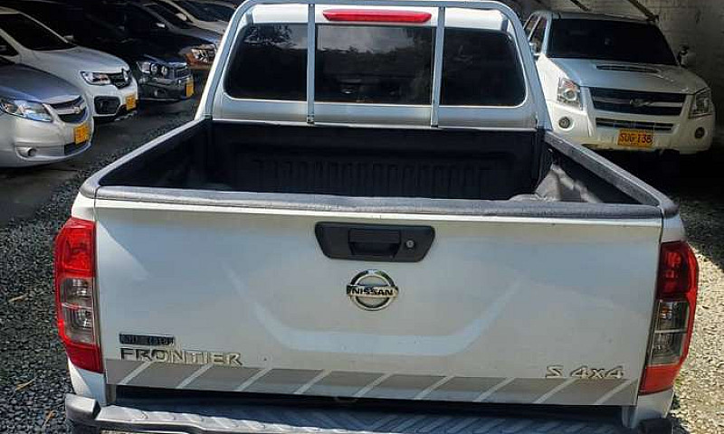 Nissan Np300 Frontie...