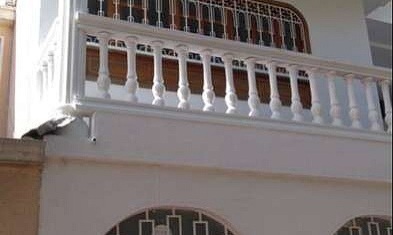 Casa Dos Pisos, Vill...