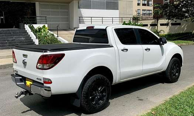 Mazda Bt-50 Professi...