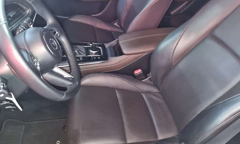 Vencambio Mazda Cx30...