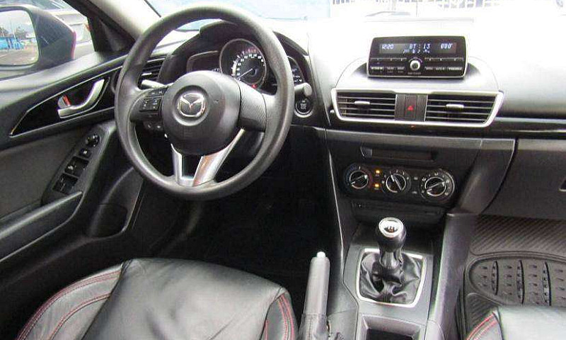 Mazda 3 -  Mod 2017...