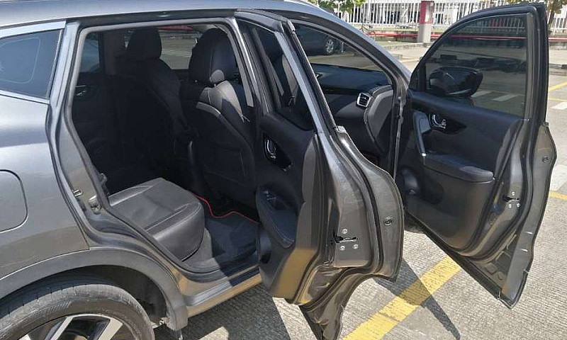 Nissan Qashqai Exclu...