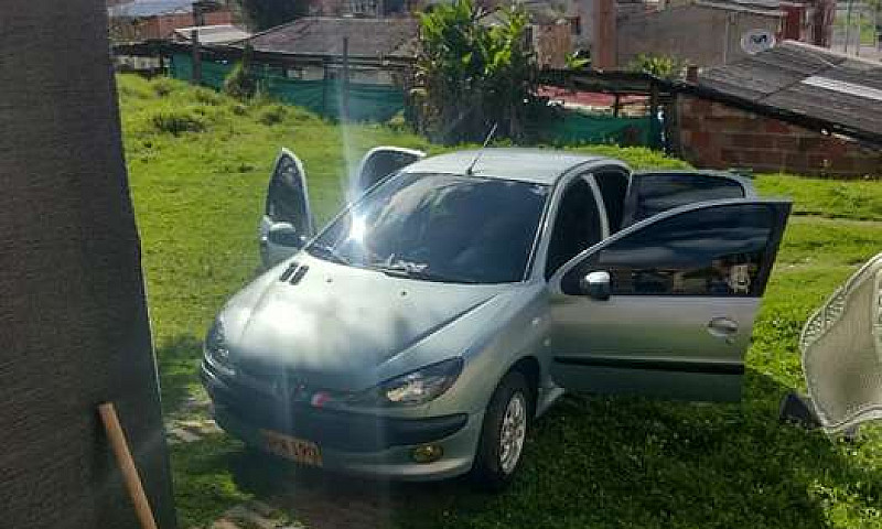 Vendo Peugeot...