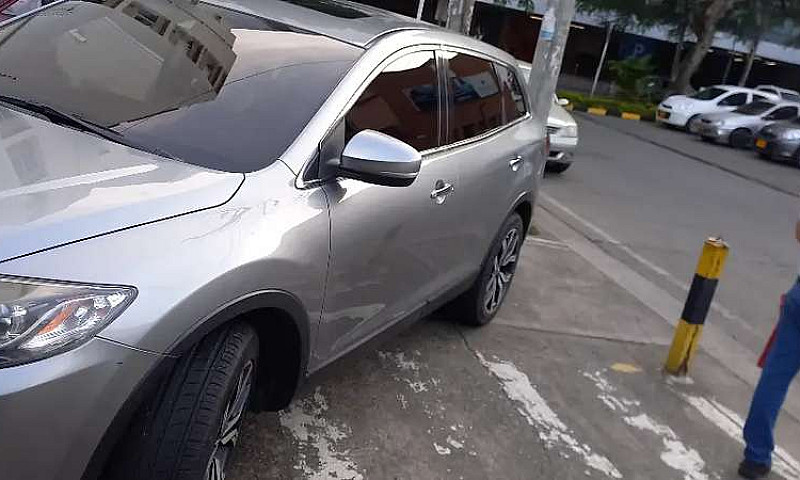 Vendo Mazda Cx9, 201...