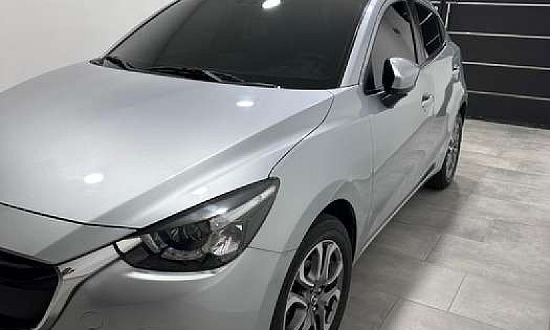 Mazda 2 Grand Tourin...