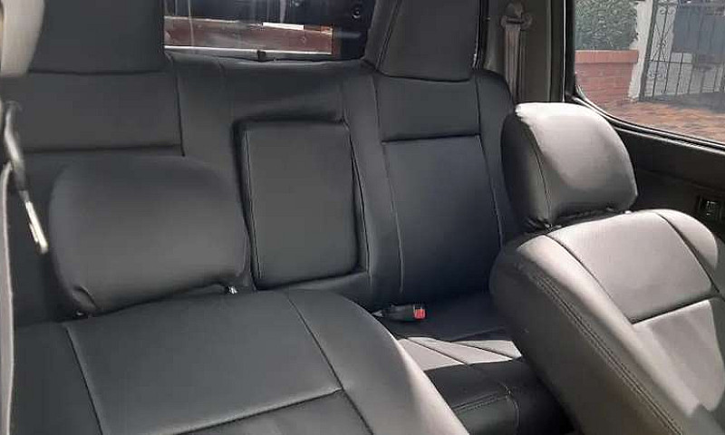 Mazda Bt 50 4X4 Dies...