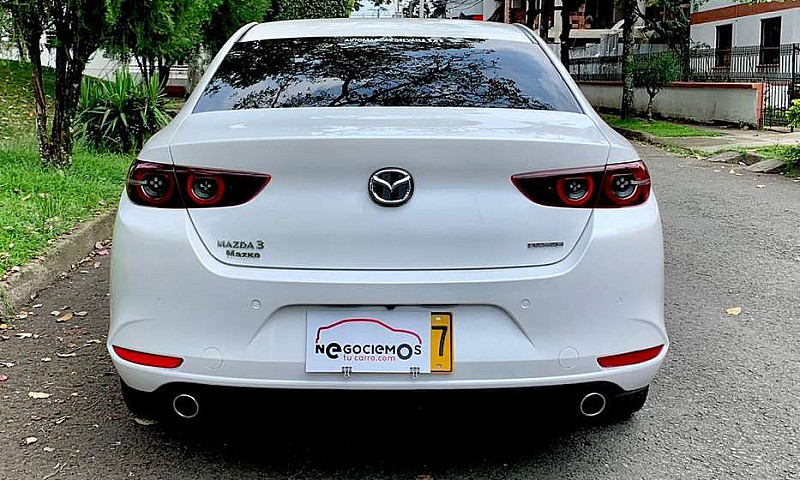 Mazda 3 Grand Tourin...