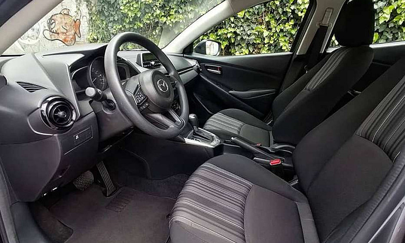 Mazda 2 Sedan Prime ...